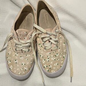 American Eagle Outfitters Floral Tan Sneakers